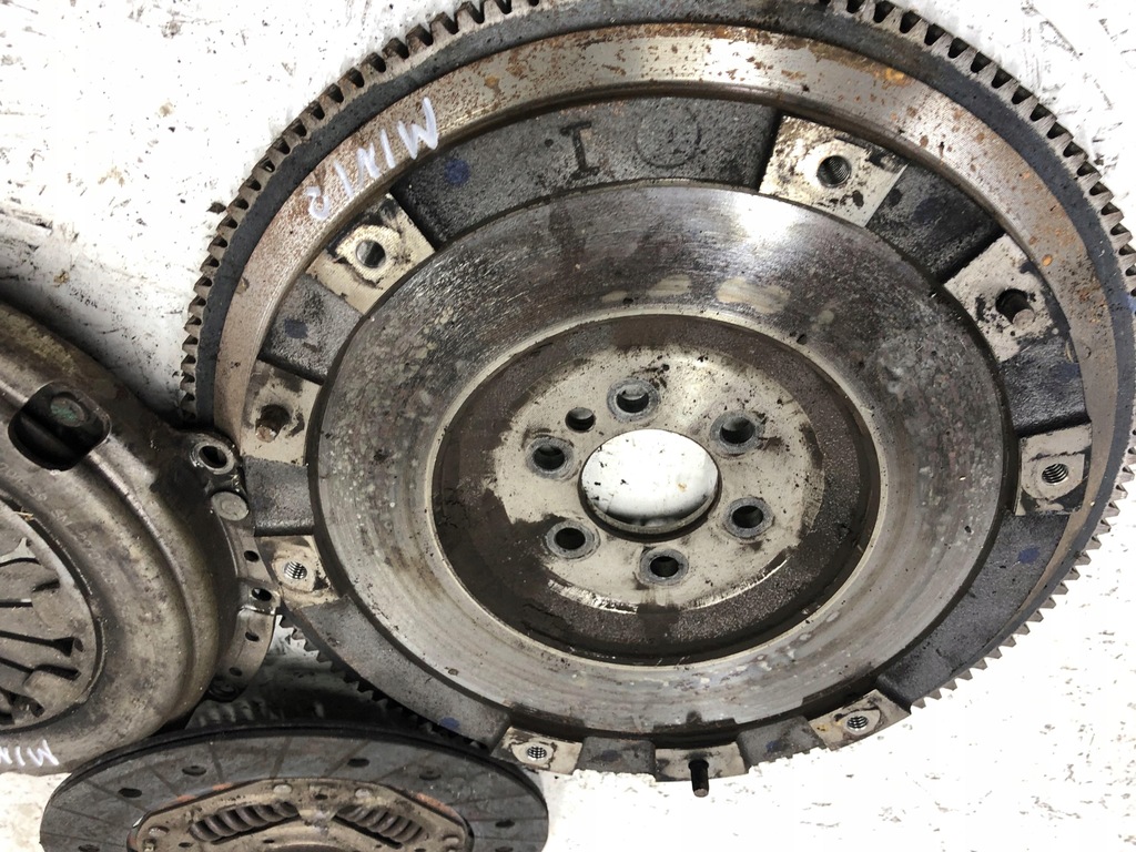 фото №12, Сцепление kpl. диск прижим mini cooper r56 1,4b