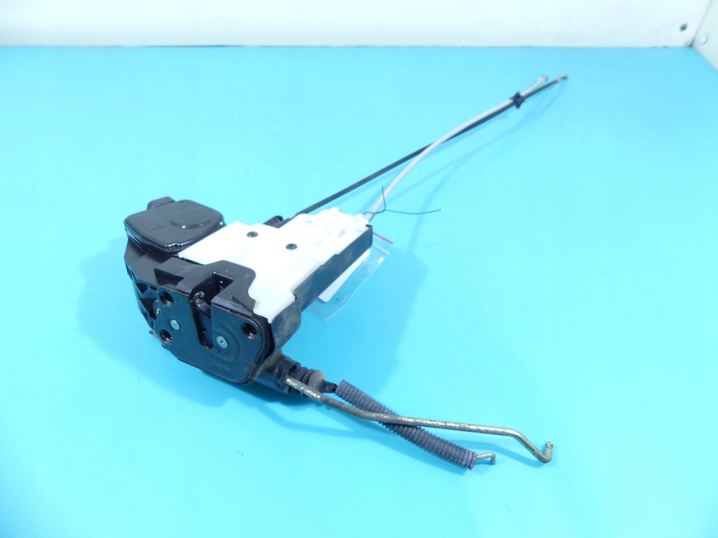 фото №1, Замок перед правый 81320 1f010 kia sportage ii