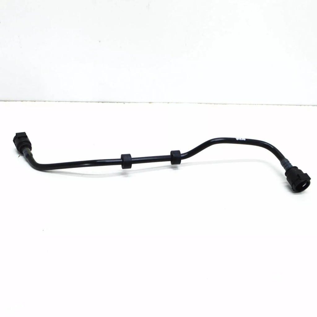 Bmw 7 g12 патрубок chłodnicy-zbiornika розширювальний 17128602668 oem Зі Шроту