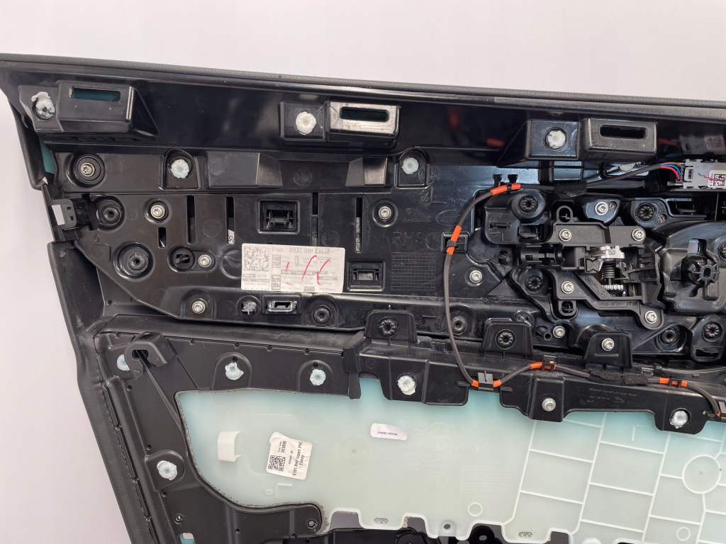 фото №7, Jaguar f-pace обшивка оббивка двері передня