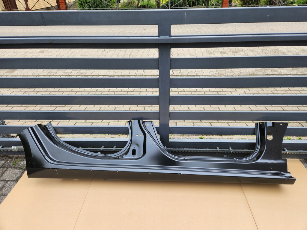 фото №7, Renault megane iv kombi поріг блок двигуна правий 16- новий оригінальний