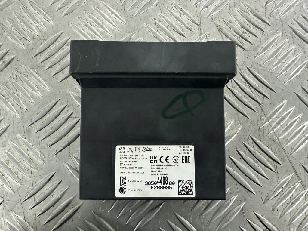 фото №1, Opel astra l модуль блок управления света 9850440880