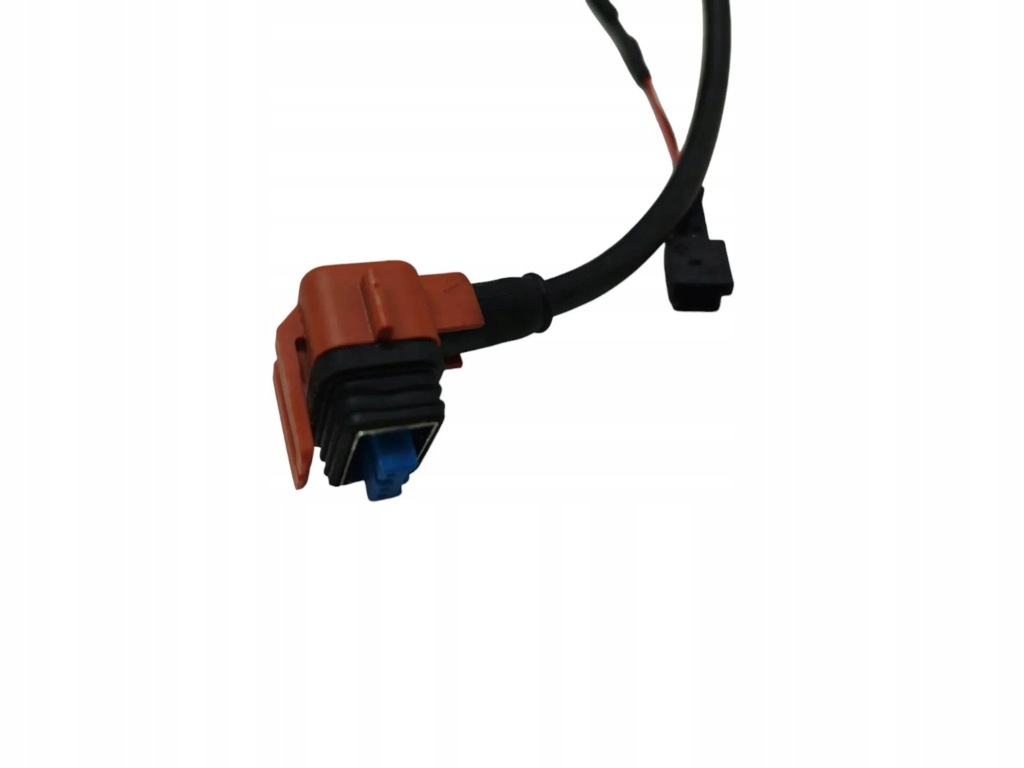 Протитуманна фара правий передній tesla model s 5539061703 electric 2014 Ціна