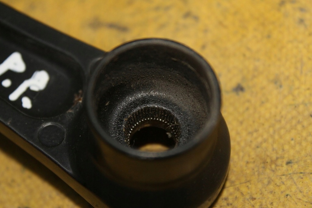 фото №5, Важіль двірники правий перед pacifica i