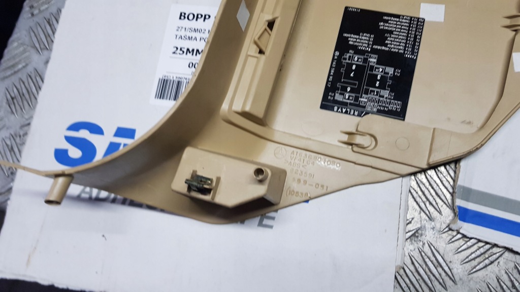 фото №10, Mercedes w163 ml крышка заглушка bezpiezników a1636880035