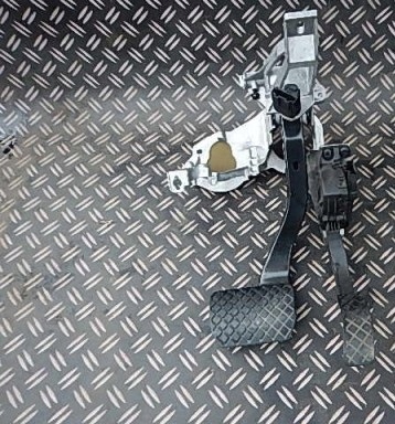 фото №1, Audi a6 c6 педаль педали