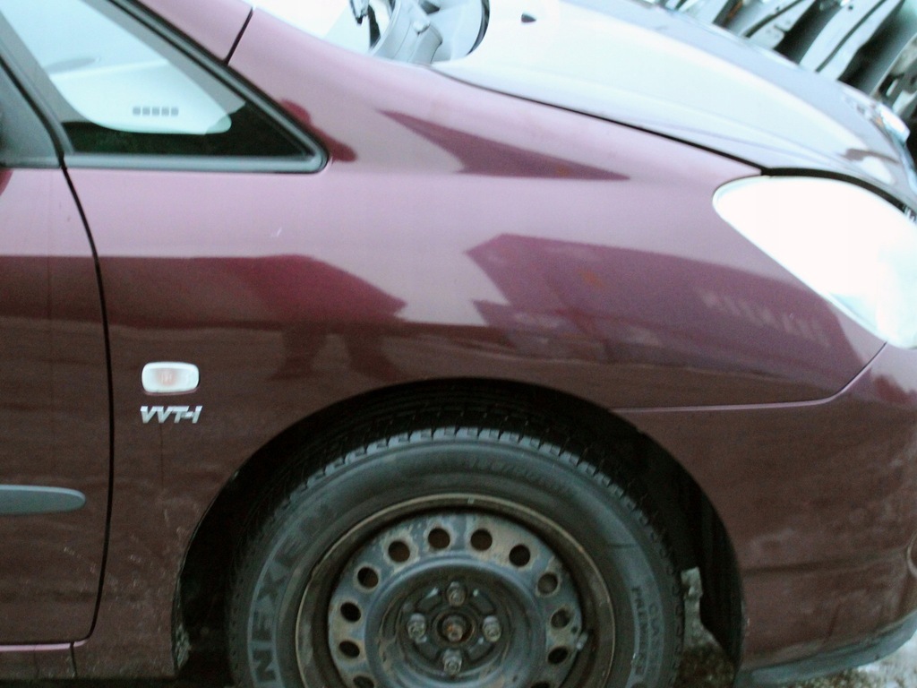 фото №1, Крыло правый перед toyota corolla verso i 3p2