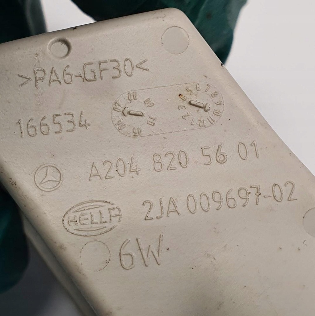 фото №3, Лампа салону mercedes w204 a2048205601