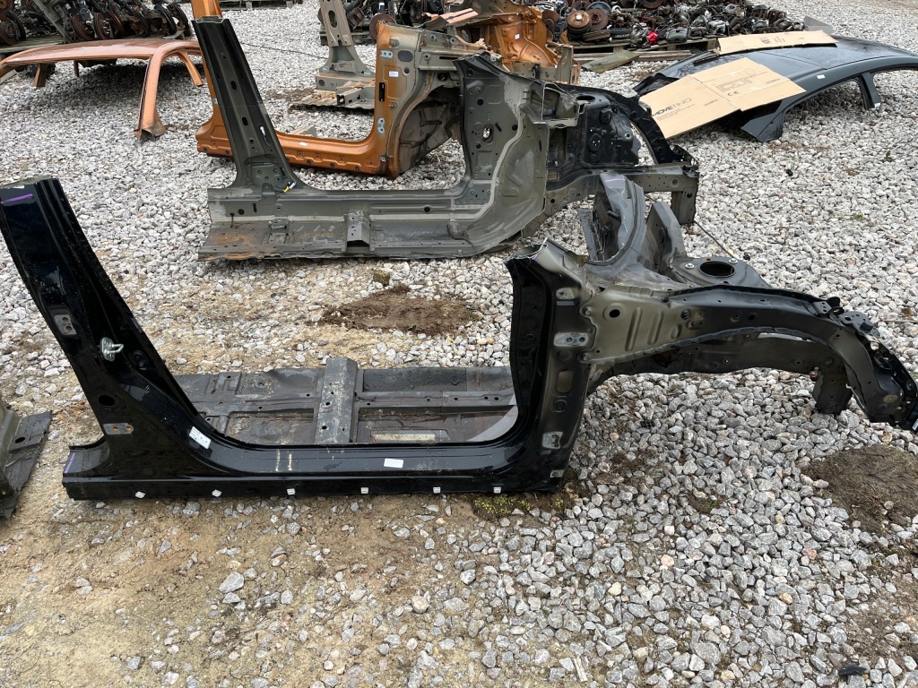 Купить Порог правый  honda civic x 17- nh731p