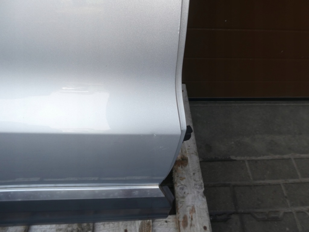 Дверь правый задняя vw tiguan полный 4motion с Разборки