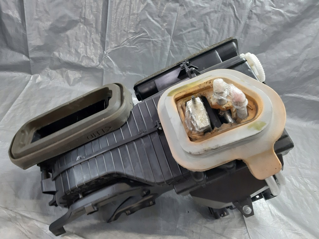 фото №12, Opel insignia a 2.0 cdti обігрівач