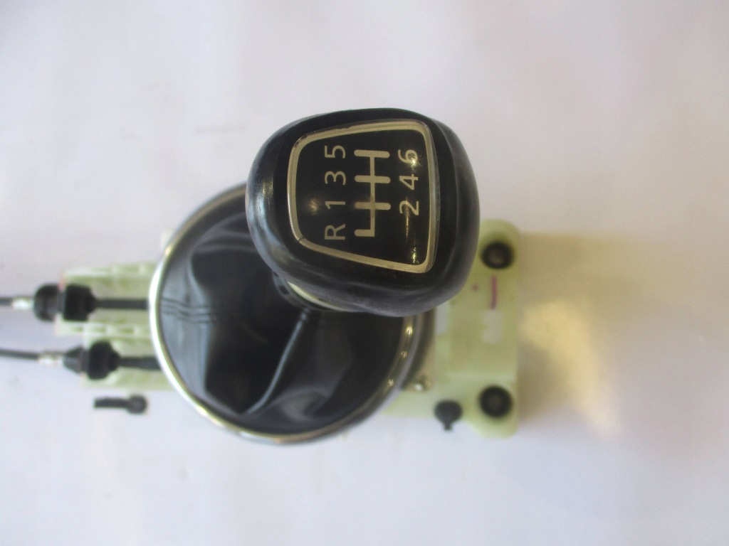 Кулиса кулиса  рычаг ручка тросы переключения передач mitsubishi asx i 1.8 d Недорого