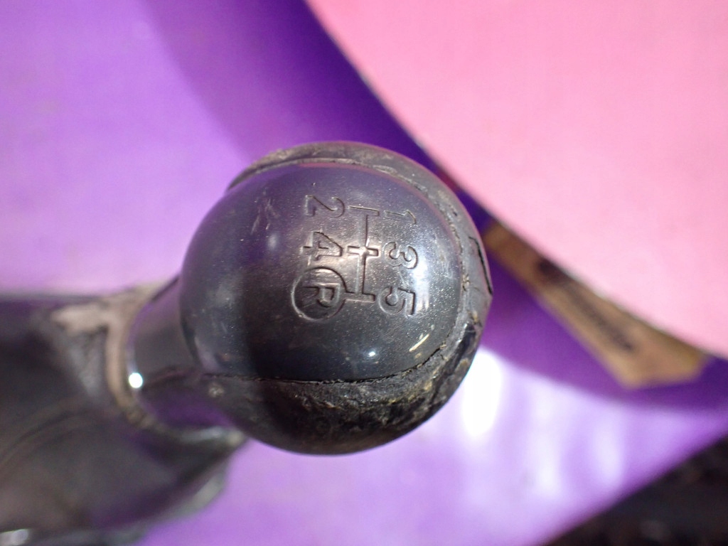 фото №11, Toyota avensis ii t25 02-06 1.8 домкрат выборщик переключения передач