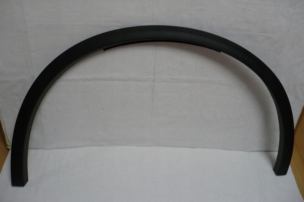 фото №1, Alfa romeo stelvio 2016- молдинг крыла правая перед