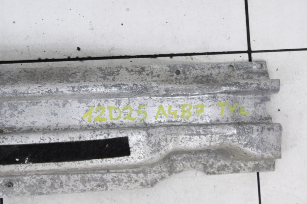 фото №7, Audi a4 b7 sedan 04r- балка бампера задняя задняя