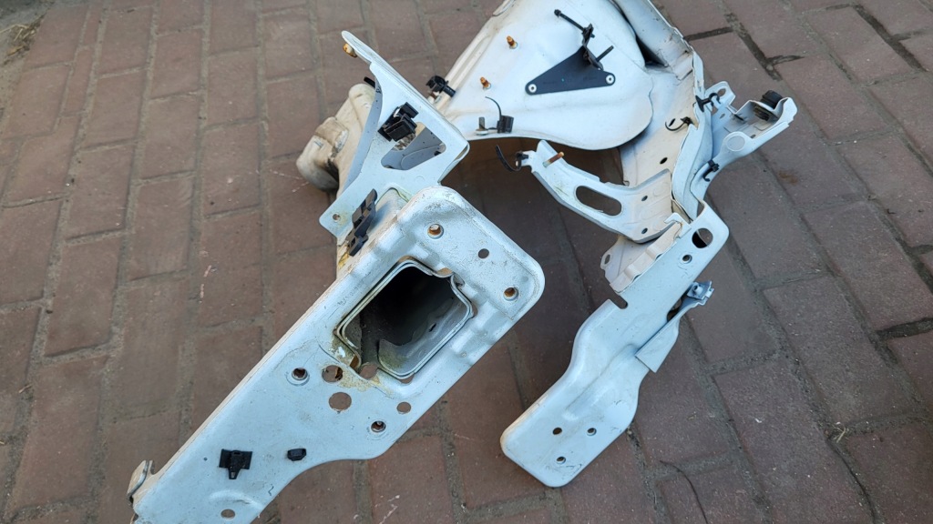 Opel insignia a рестайлінг , лампа передня права, ксенон, європа, 13426664 Зі Шроту