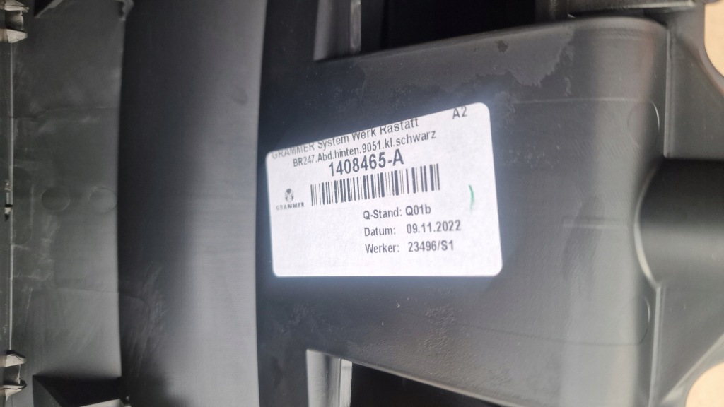 Захист задній тунель mercedes w243 eqa h243 ґрати бардачок попільничка usb в Україні