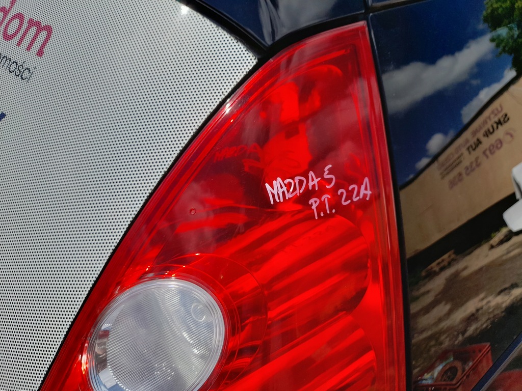 фото №8, Mazda 5 v лампа правый задняя правая задняя