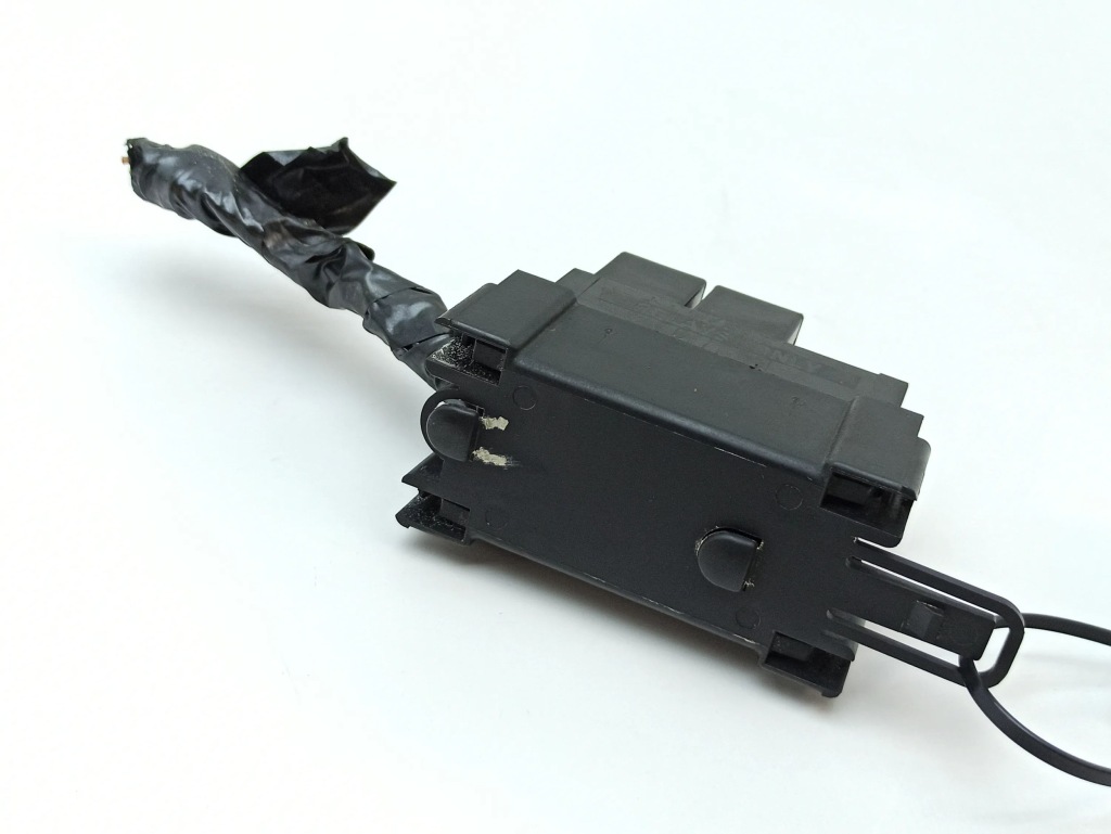 Купить Коробка реле комплект cadillac sts seville 12077866