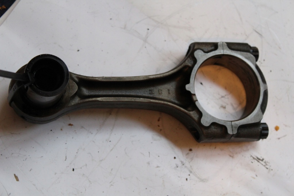 фото №6, Corolla verso ii 2.0 d4d 1cd шатун шаровая опора комплект