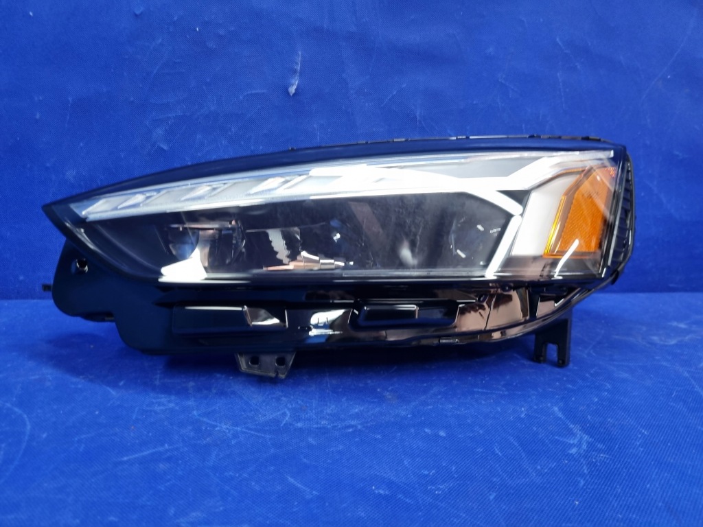 Купити Audi a5 f5 8w6 рестайлінг  передня ліва фара full led matrix америка оригінал