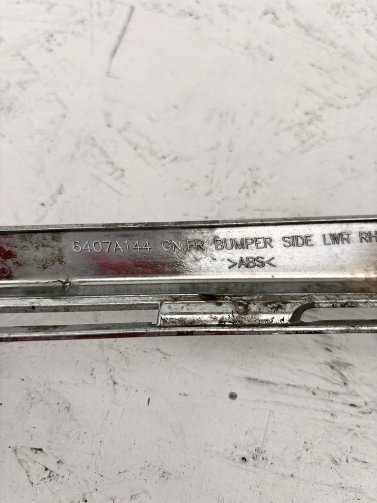 фото №9, Mitsubishi outlander iii gf 2015-21 правая нижняя молдинг бампера 6407a144