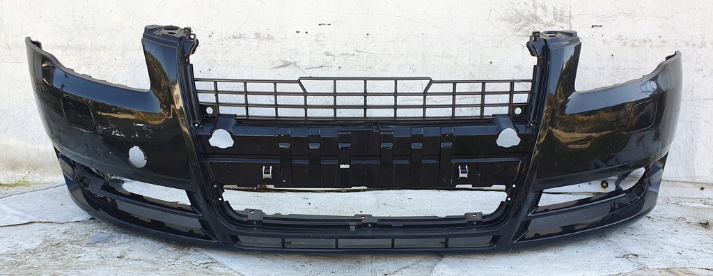 фото №1, Audi a4 b7 04- бампер перед оригинал