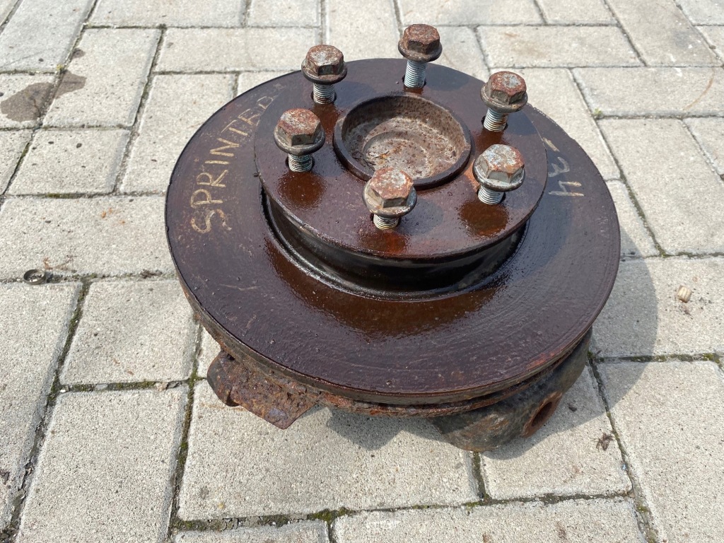 Поворотный кулак ступица левый перед sprinter w906 суппорт 140mm Доставка