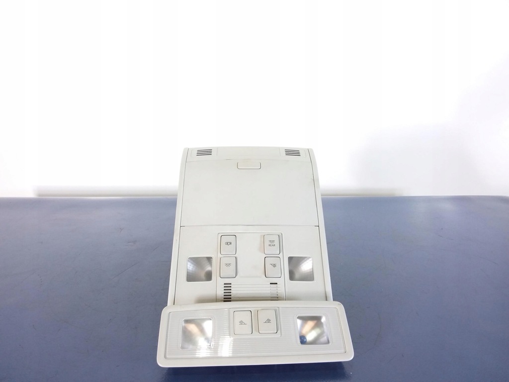 фото №1, Skoda superb iiilampki внутрішнє стельовий x2