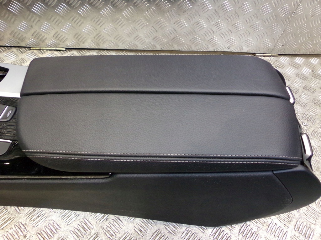 фото №10, Bmw 6 g32 gt туннель средний консоль разные цвета