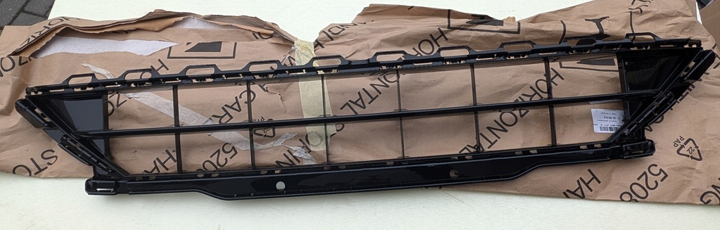 фото №1, Решітка бампера передній vw t-roc r line 2ga