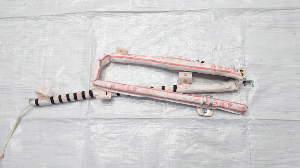 фото №1, Шторка безопасности левая jaguar e-pace