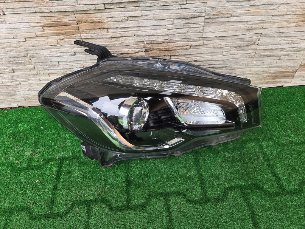 фото №1, Лампа suzuki sx4 s -cross lift 100-18738