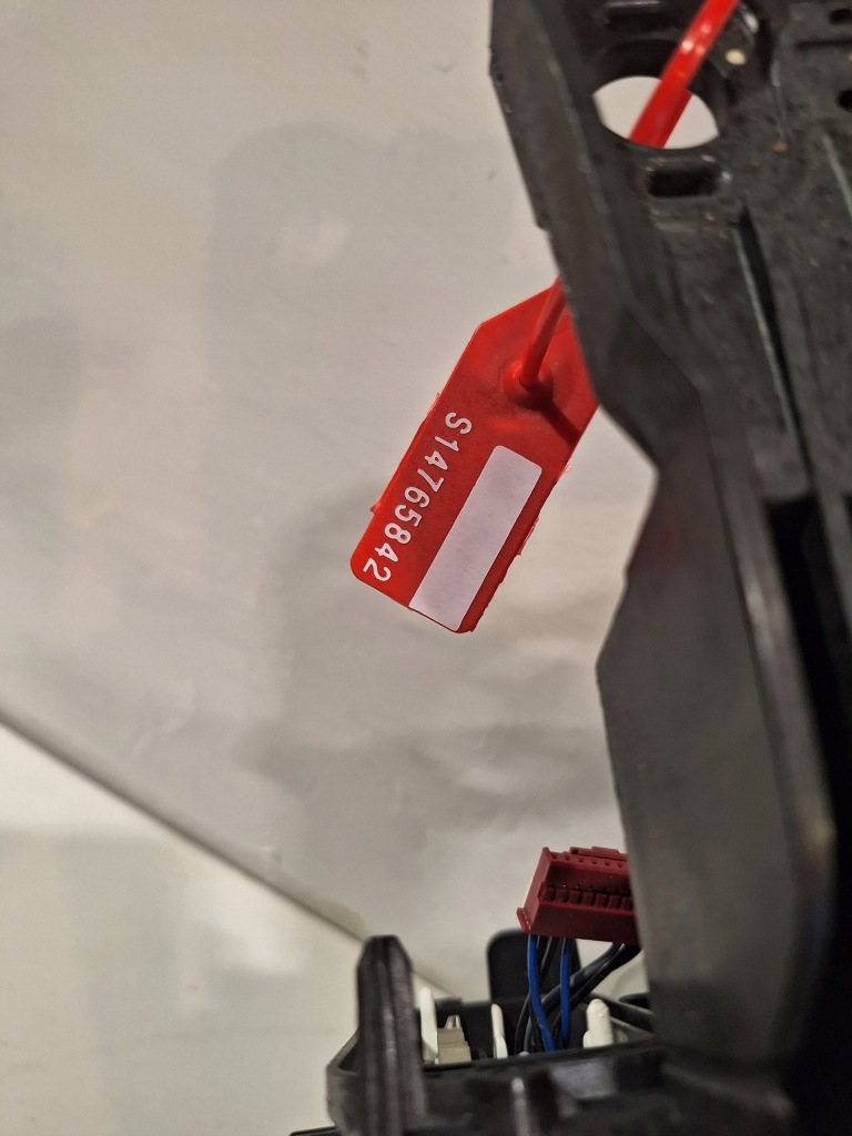 Фара перед правый  новая valeo full led 9847939180 opel mokka b 20- Оригинал