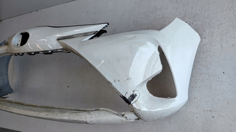 фото №1, Toyota yaris iii бампер