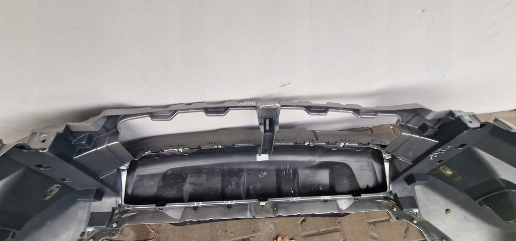 фото №8, Бампер перед накладка toyota hilux viii lift 2018r invincible