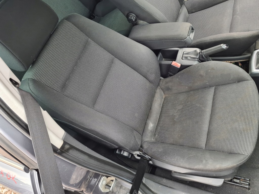 фото №1, Правий передній сидіння з підігрівом підігріваємий opel astra h