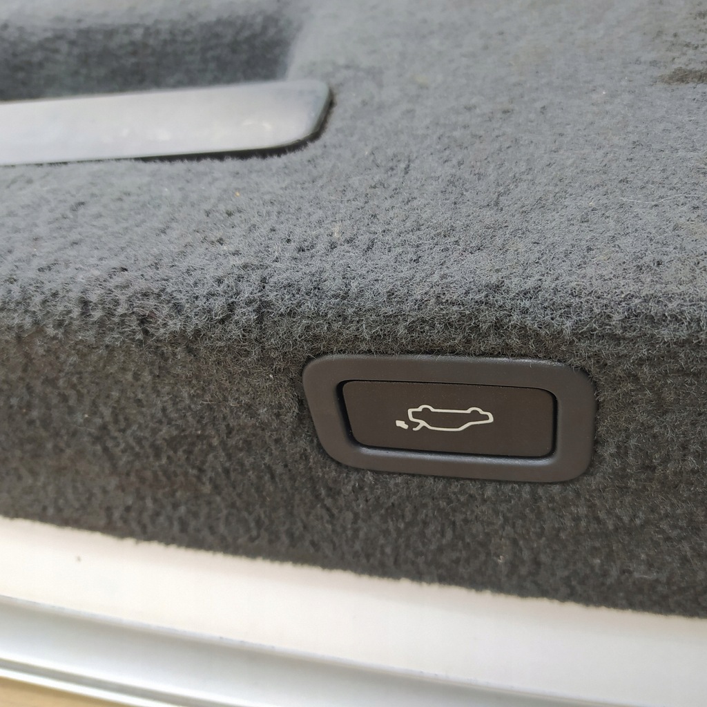 фото №9, Volvo xc60 i 08- крышка багажника багажника задняя электрическая 426-26