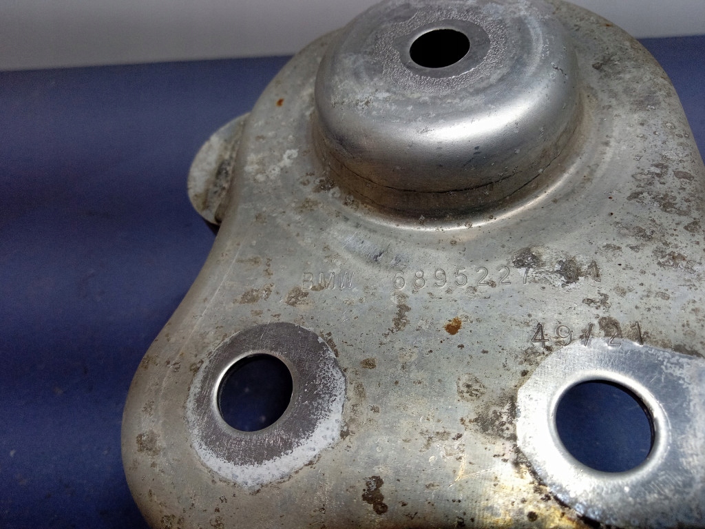 фото №5, Bmw i4 g26 крепления кронштейн передний левый балка подвеска задняя 6895227