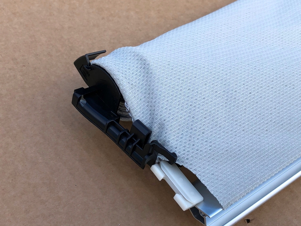 Купить Шторка панорамы grey серая 83g877307 8u0877307a 8u0877307do audi q3 2012-18