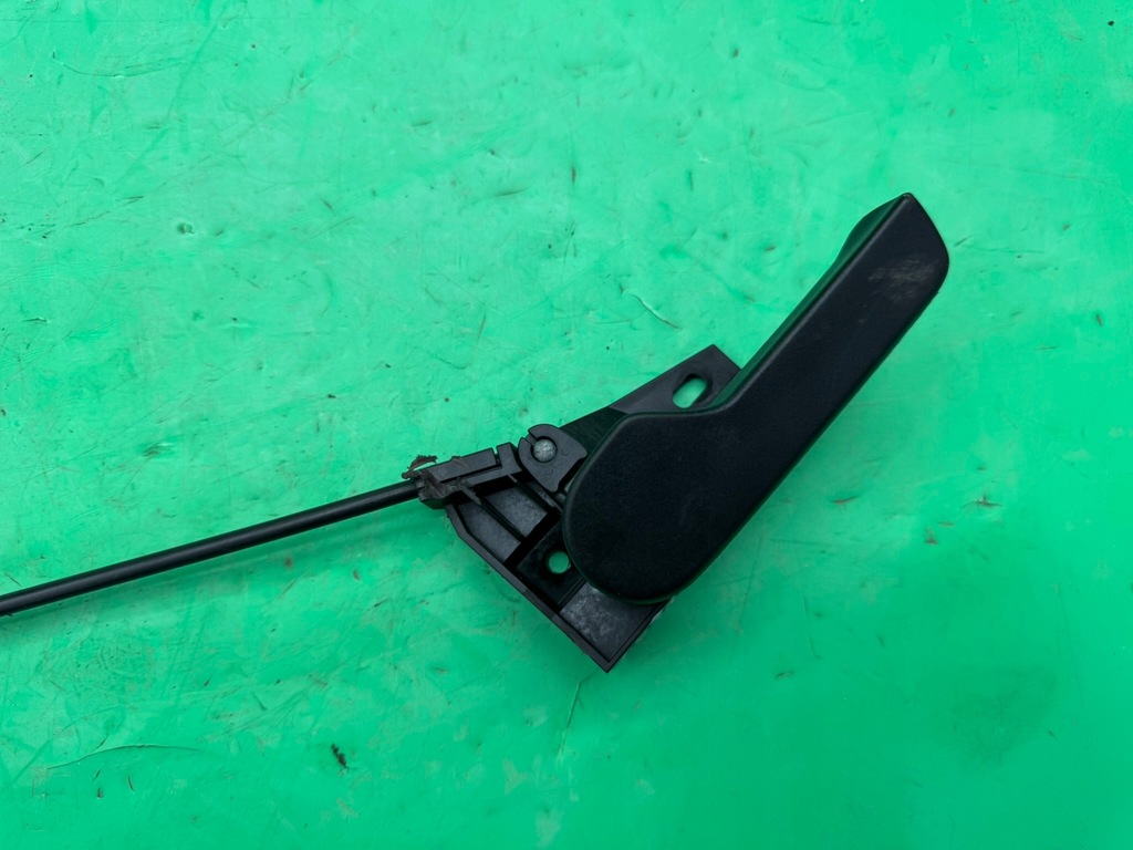 фото №7, Трос открывания капот ручка тяга 1k1823633 vw passat b6 05-10