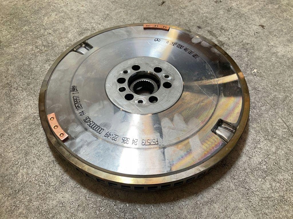 фото №6, Колесо маховик mercedes-benz a2820304600 1.3l 2025