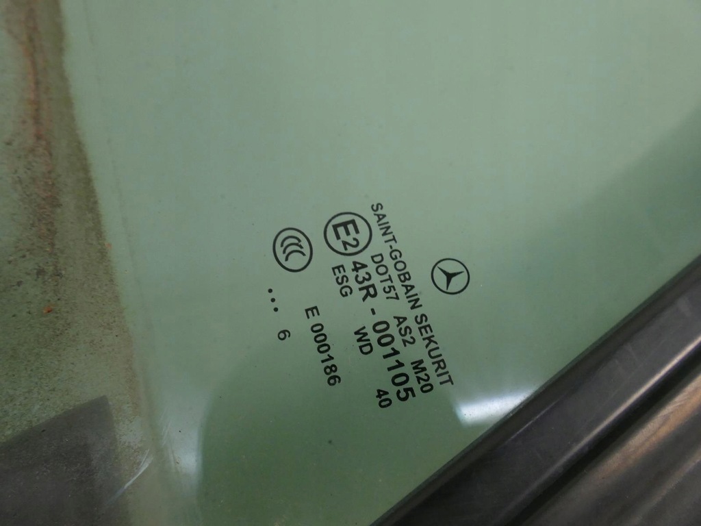 фото №9, Mercedes slk r171 подъемник стекло правый задняя стекло