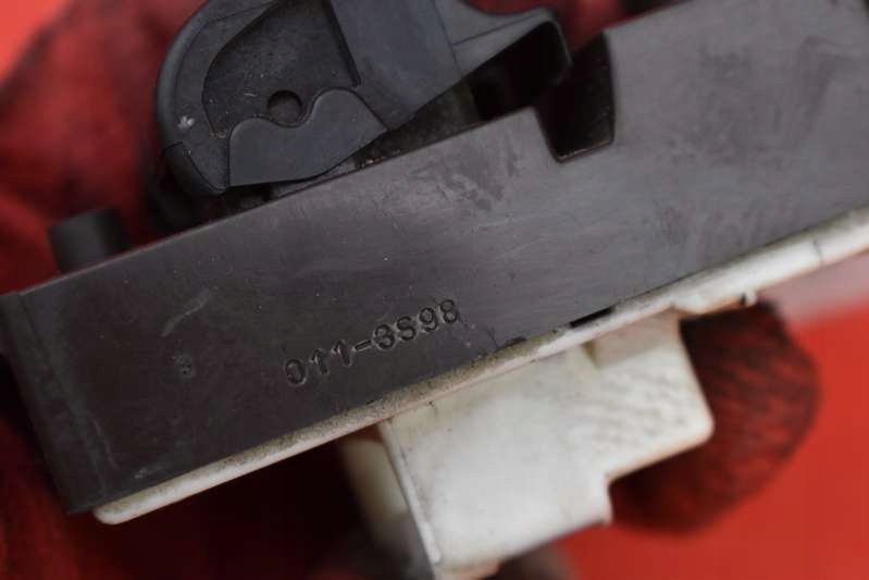 фото №7, Панель управление окон eu toyota yaris 1 i 5d 99r