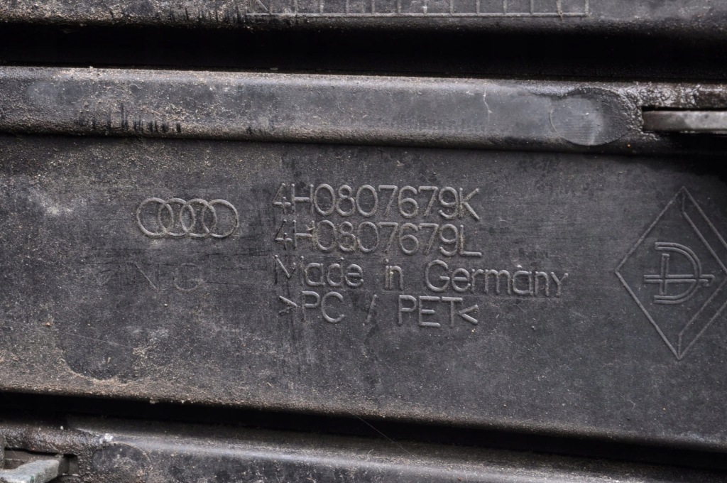 фото №8, Audi a8 d4 решётка решётка радиатора бампера левая 4h0807679k 4h0807151
