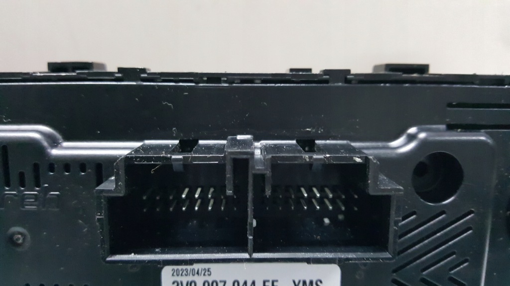 фото №11, Новый оригинальный панель кондиционера skoda fabia iii 6v0907044d