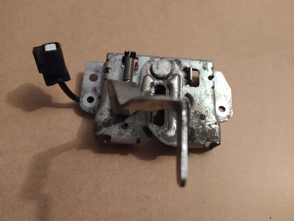 фото №1, Mitsubishi asx замок капот капот