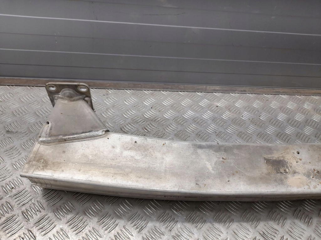 фото №11, Porsche panamera 970 2011 с задний поперечина бампера заднего