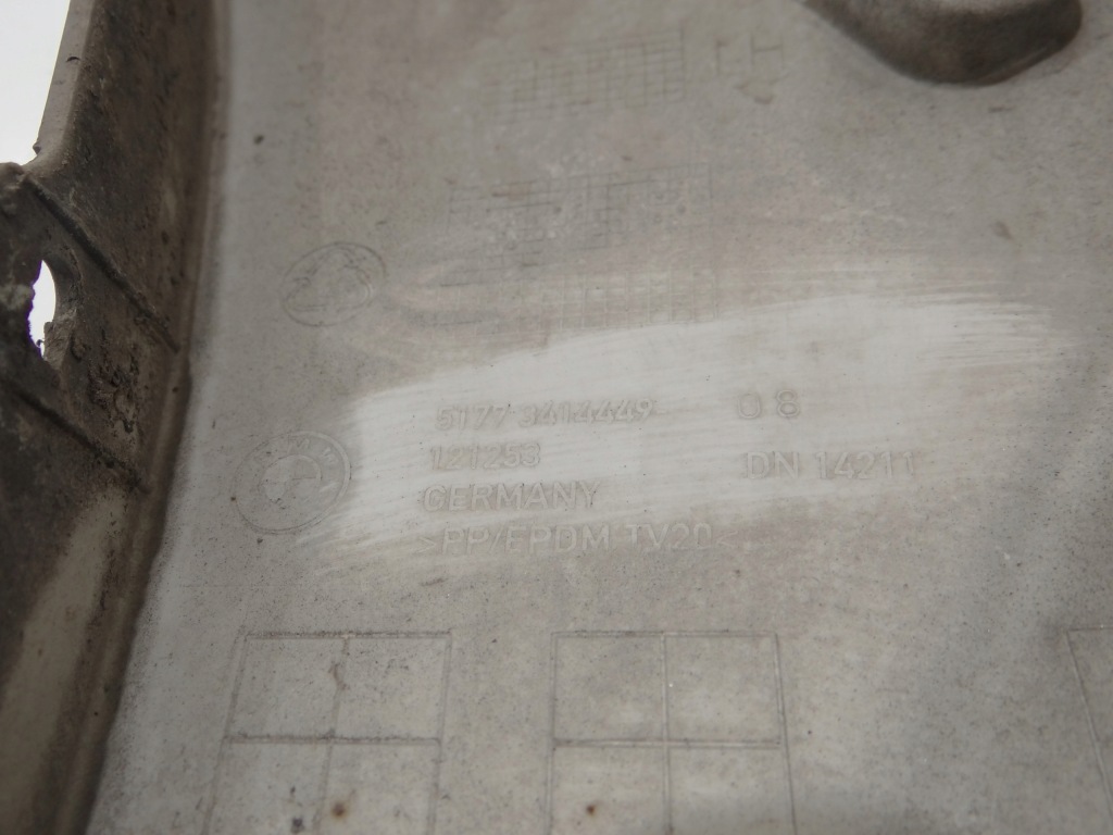 Молдинг накладка крила лівий задній bmw x3 e83 lci m набір 3414449 475 Зі Шроту