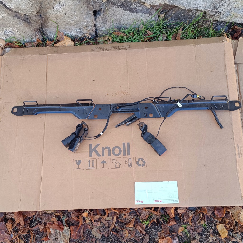 Купити Peugeot 208 ii балка isofix